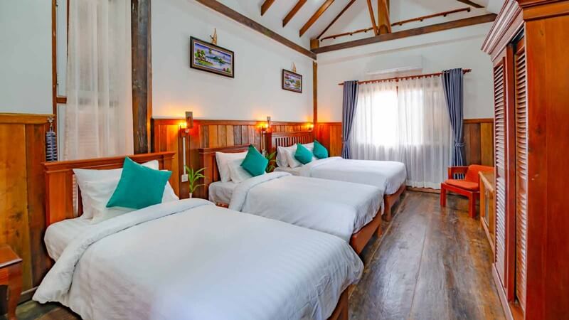 Luxury Family Suite with Balcony