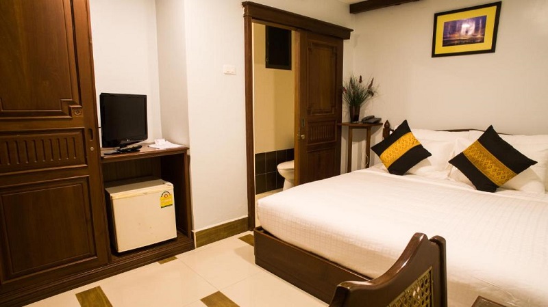 Standard double room