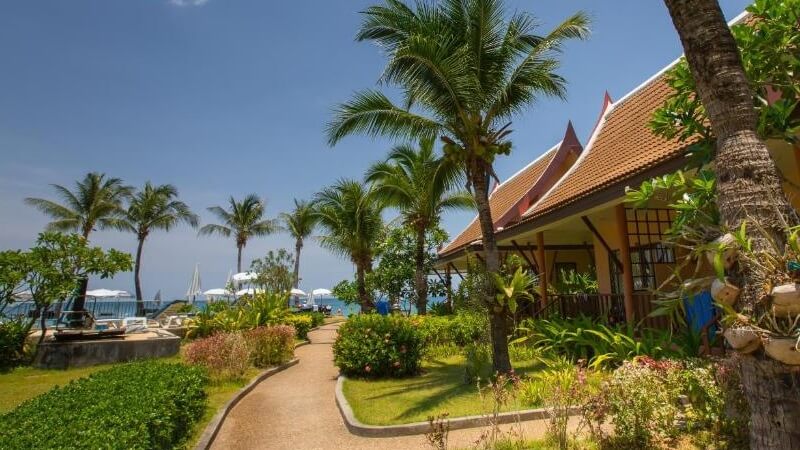 Lanta Casuarina Beach Resort
