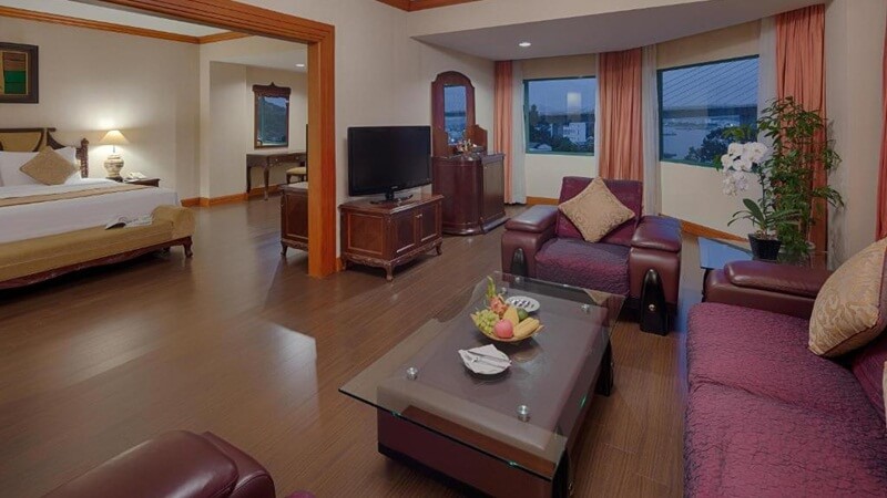 Executive  Suite with Sea View