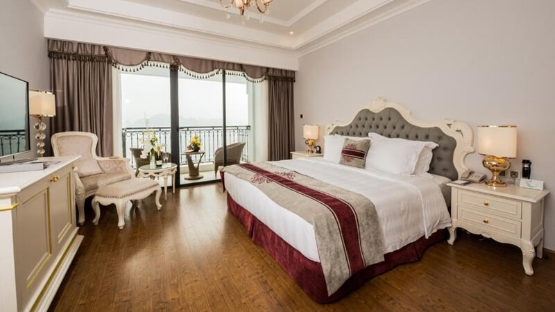 Deluxe Room with Ocean View