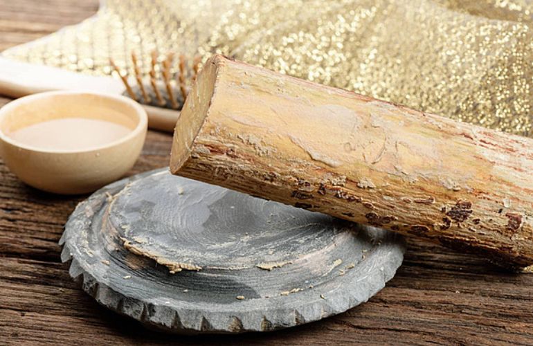 Wooden pieces to make Thanakha