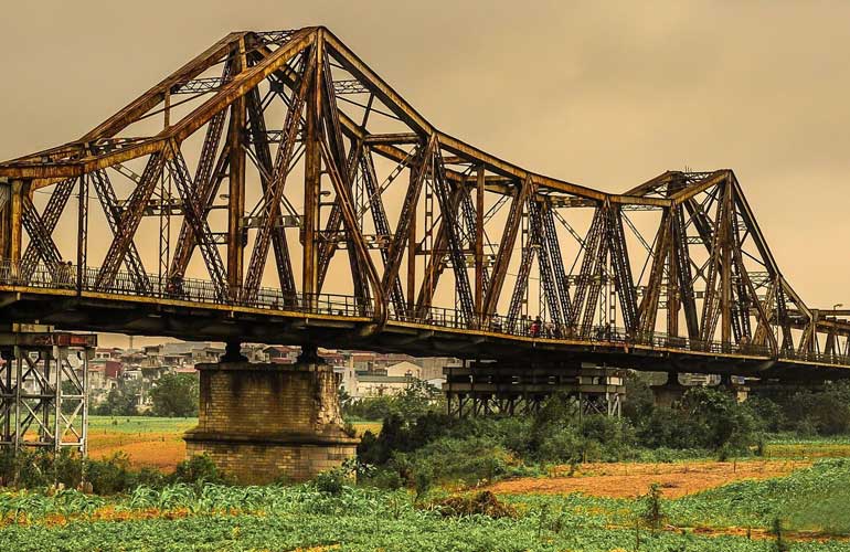 Long Bien Bridge