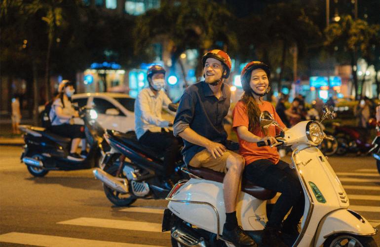 Ho Chi Minh CIty sightseeing on a motorbike