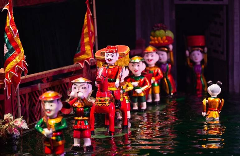 A water puppet show in Hoian