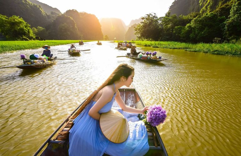 Tam Coc boat tour