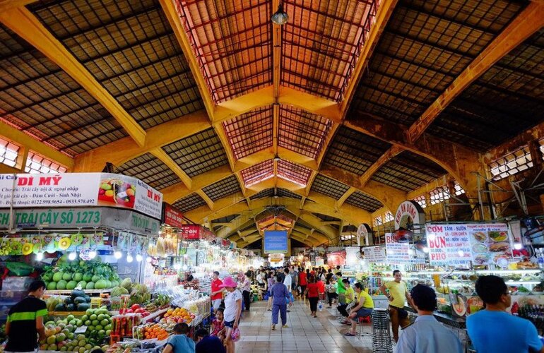Local markets reflects the culture of Vietnamese people