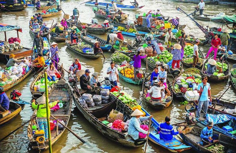 mekong-delta-market-1