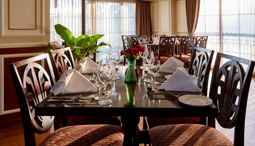 BAMA DINING ROOM