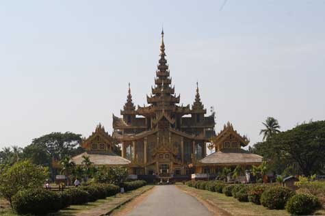 Don’t miss the chance to have a glimpse of Kanbawzathardi palace reconstructed base on the Royal Palace that dates back to the second half of the 16th century