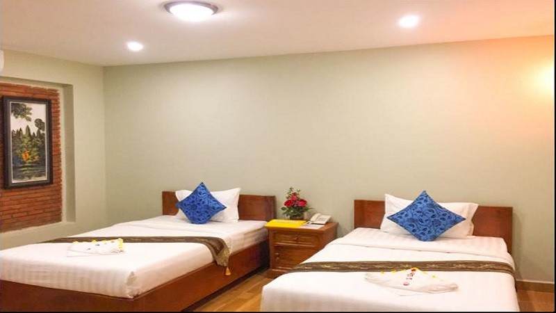 Mombrocheabrey hotel