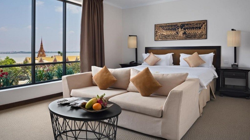 Palace Gate Hotel & Resort
