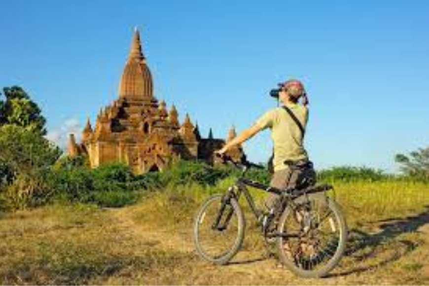 Bagan Sightseeing Biking Tour