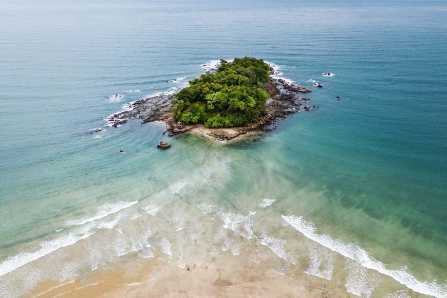 Ngwe Saung Beach Tour 4 Days