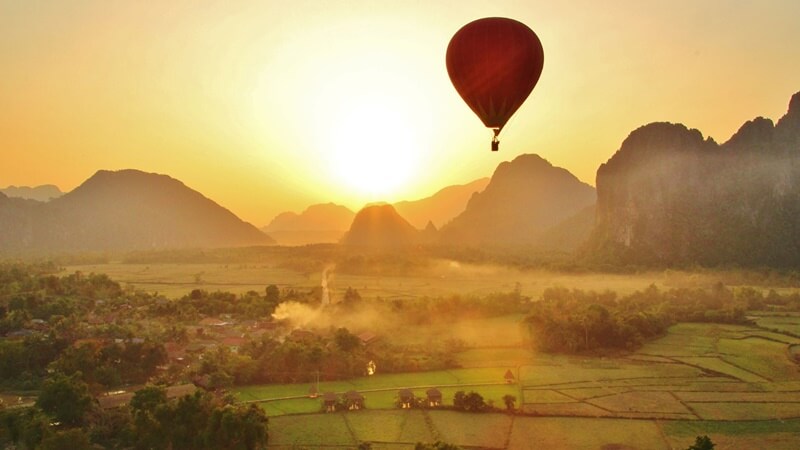 Vang Vieng Exploration 4 Days